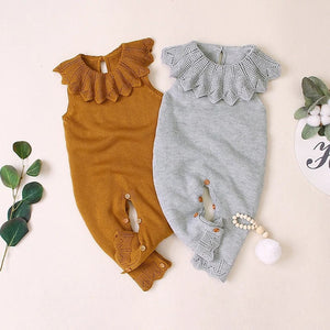 Baby Sleeveless Ruffle Romper: The Perfect Outfit for Your Little One
